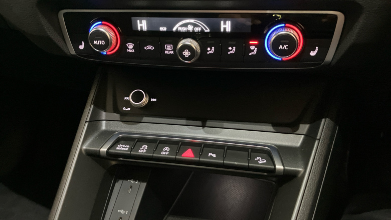 Audi Q3 35 TFSI S Line 5dr Petrol Estate